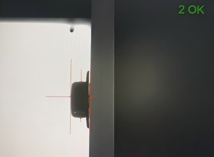 Automated quality check for plastic parts